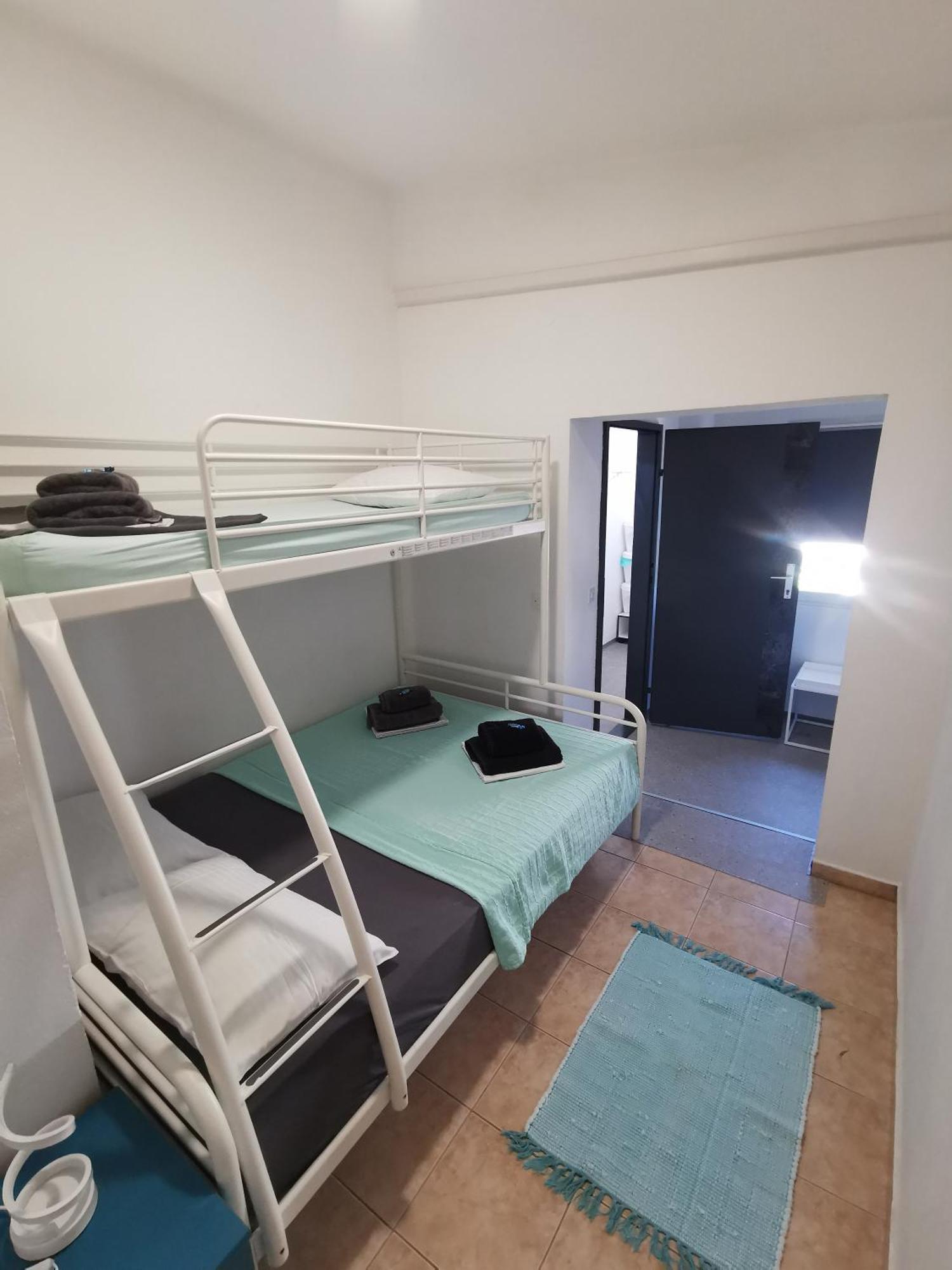 Laura'S Dream Appartments パグ エクステリア 写真