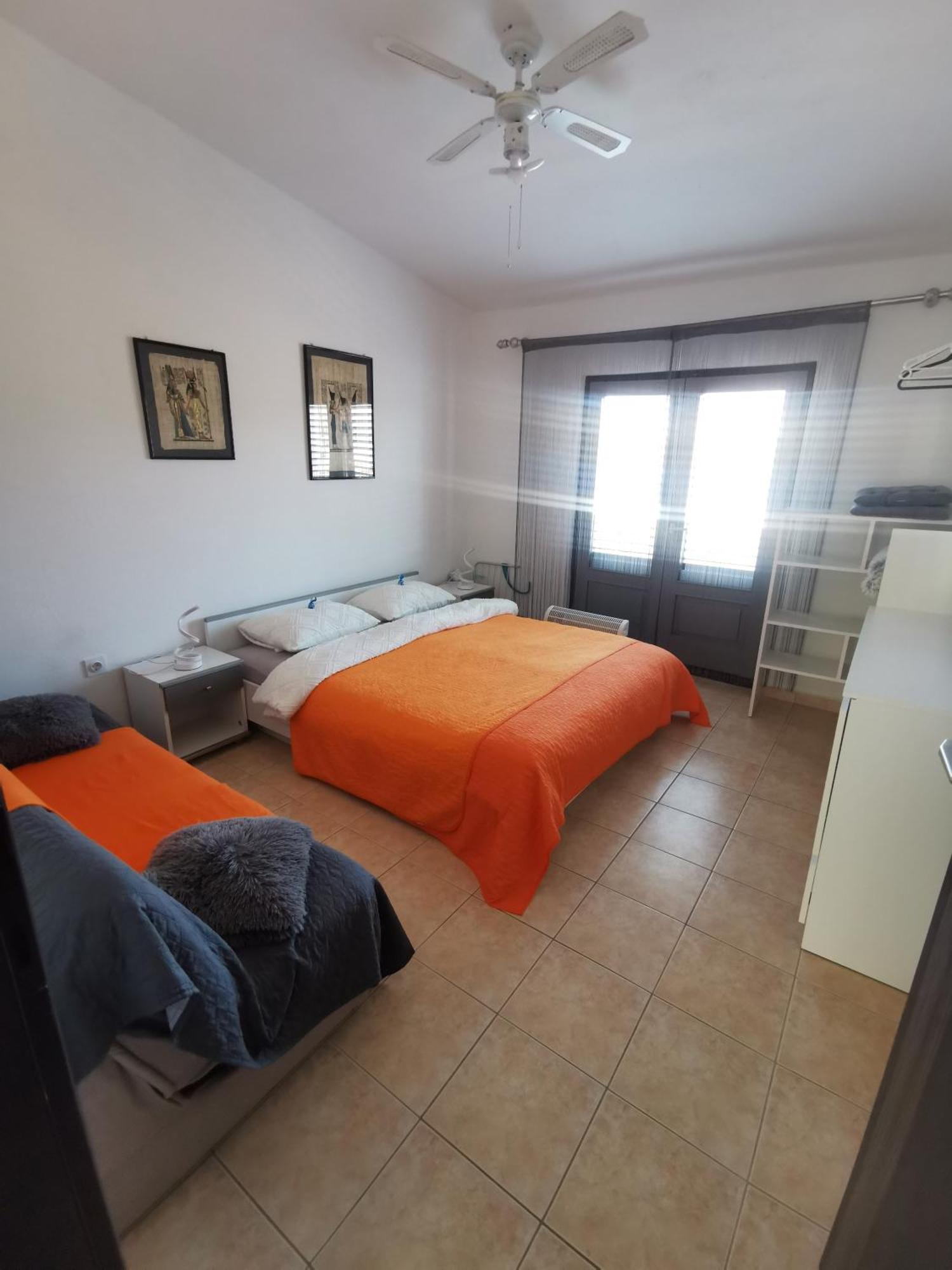 Laura'S Dream Appartments パグ エクステリア 写真